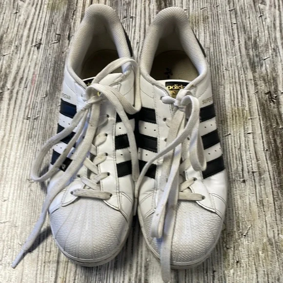 adidas Shoes Adidas Originals Superstar White Sneakers Size